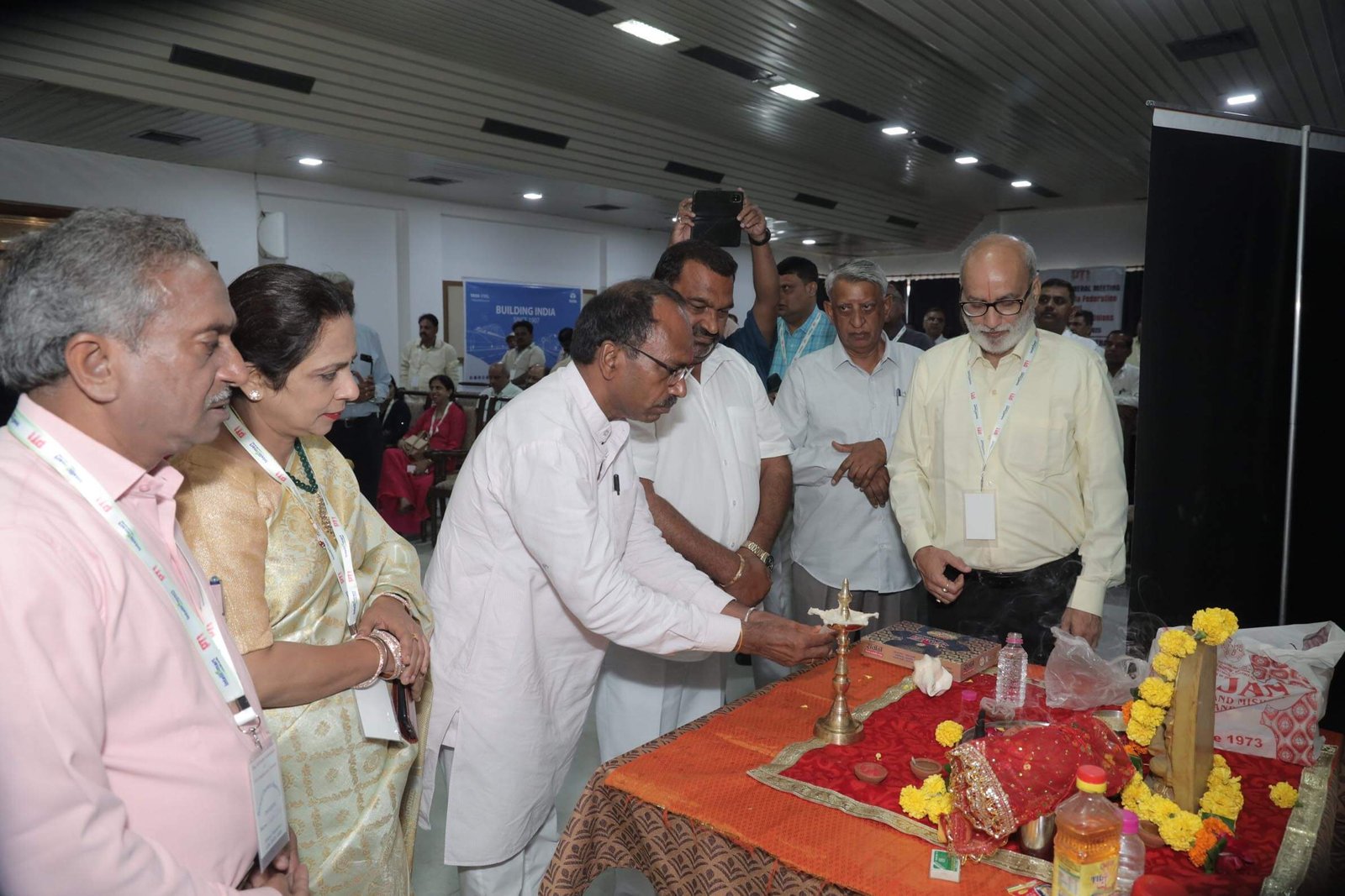 समाज में आये बदलाव समाचारों में भी परिलक्षित होने चाहिए : भाजपा सांसद मन्नालाल रावत