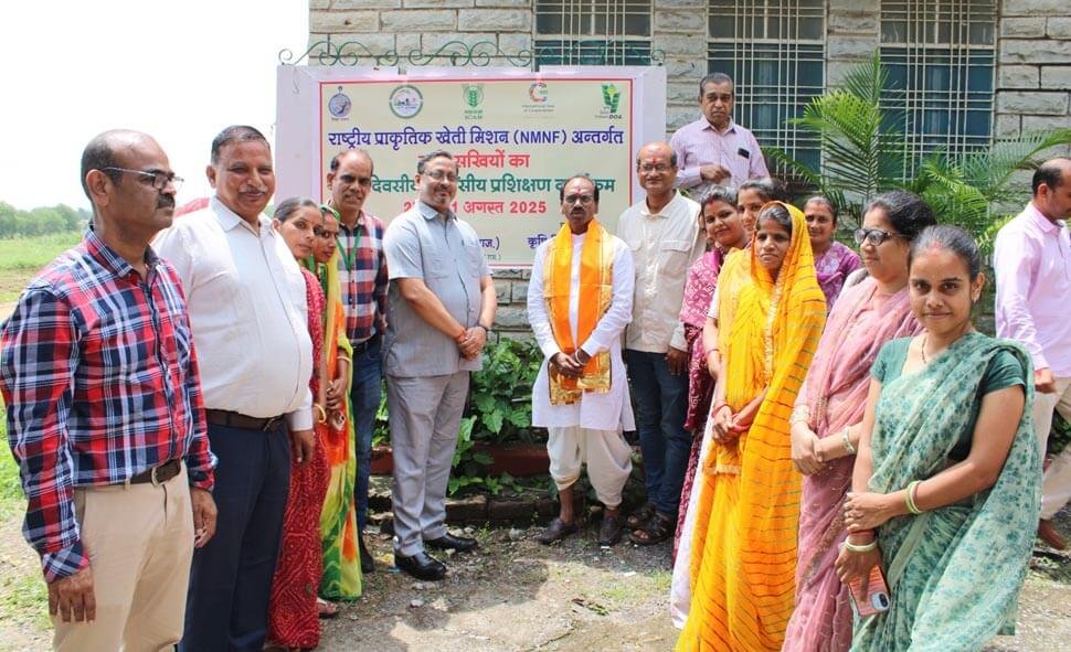 पर्यावरण व मानव स्वास्थ्य बेहतर बनाने गौ माता व धरती माता का संरक्षण आवश्यक – सांसद डॉ रावत