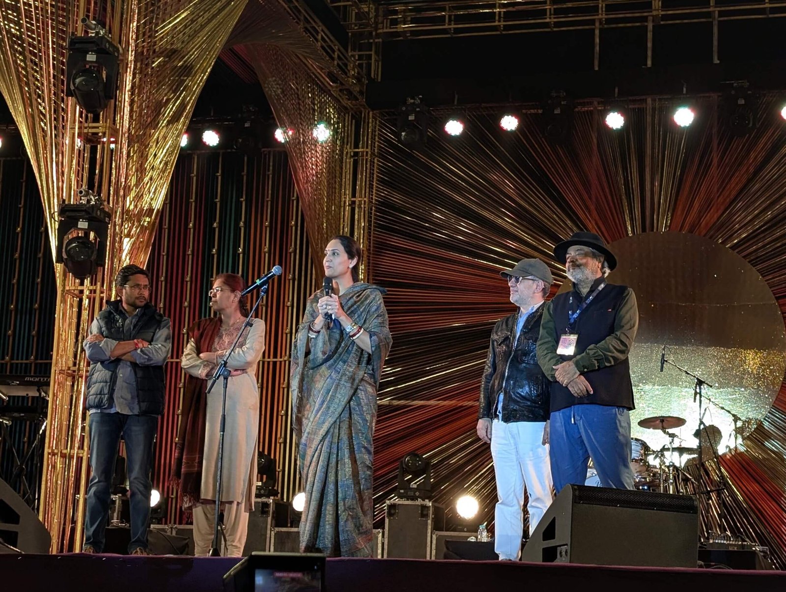 कैलाश के स्वरों में उतरे शिव और संगीत