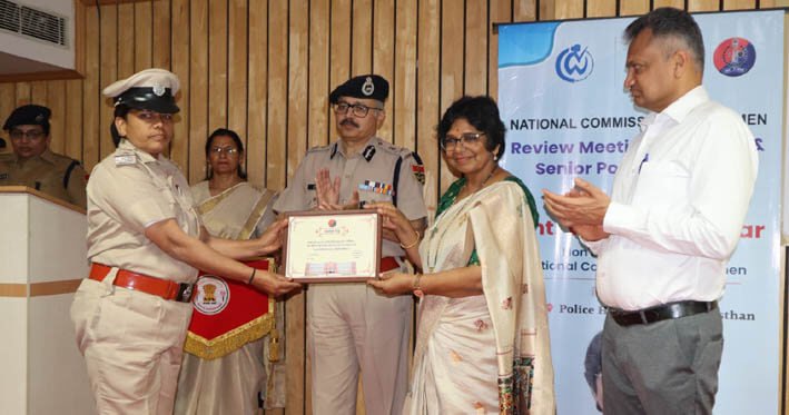 कालिका पेट्रोलिंग टीम की महिला कार्मिकों का राज्य स्तर पर सम्मान