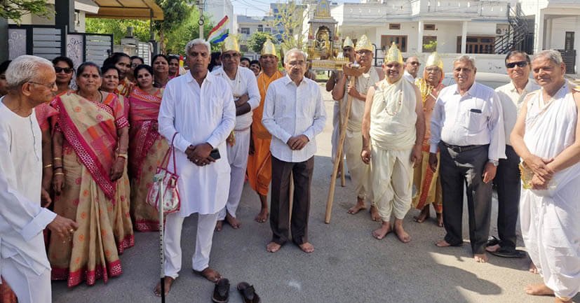 धूमधाम से मनाया आदिनाथ भगवान का जन्म एवं तप कल्याणक