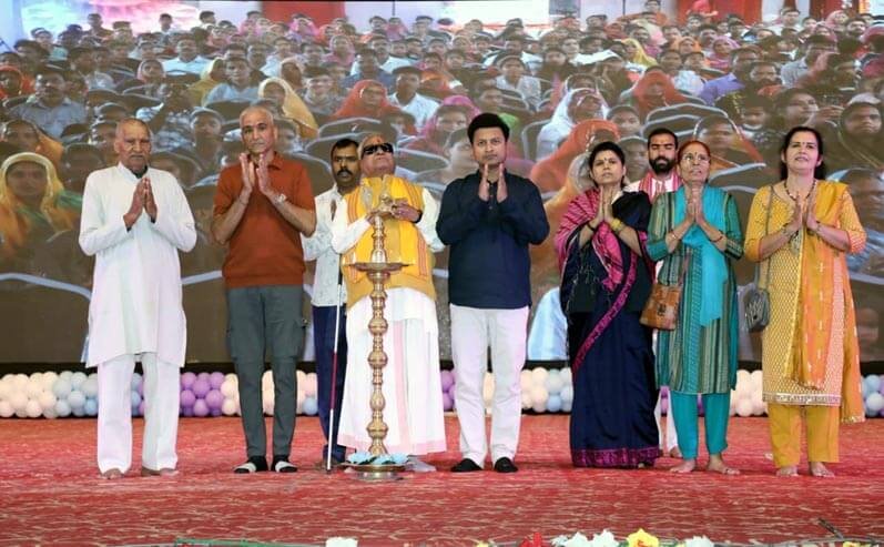 नारायण चिल्ड्रन एकेडमी का ‘नन्हे सितारे’ वार्षिक उत्सव संपन्न