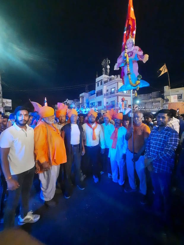 महिला मंडल ने किया हनुमान चालीसा का सामूहिक पाठ